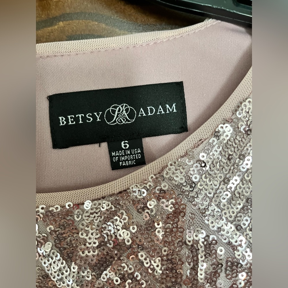 Formal Dress - New with tags - Picture 4 of 5
